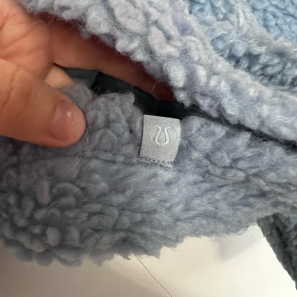 Lululemon Wool Whenever Crew Sweatshirt Size 8 Chambray Blue Sherpa Fleece - Picture 6 of 7